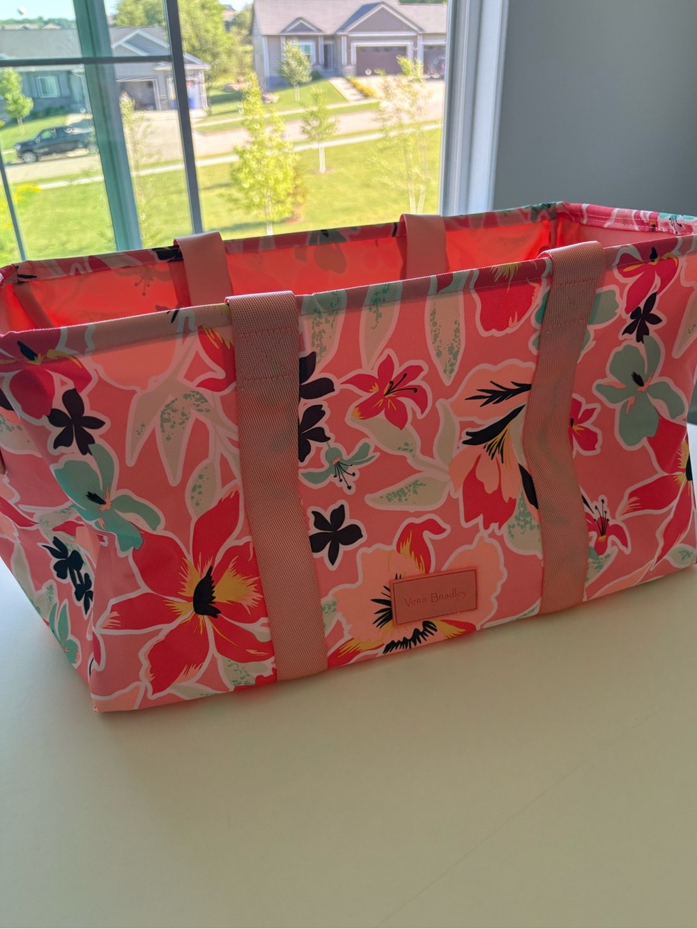 Vera Bradley Tropical Medium Car tote
NWT